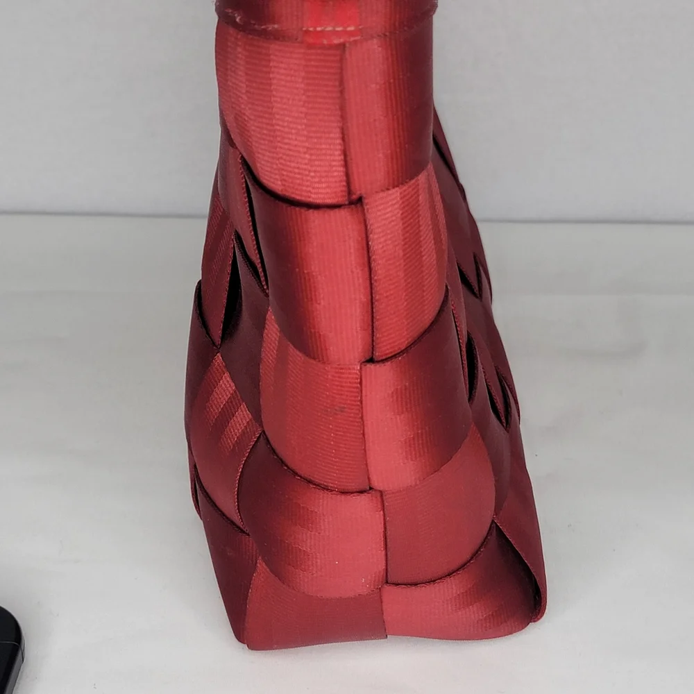 Harveys handbag design